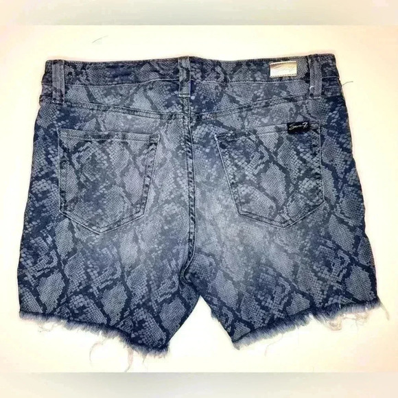 Seven7 Womens Weekend Short size 10 - Picture 2 of 6